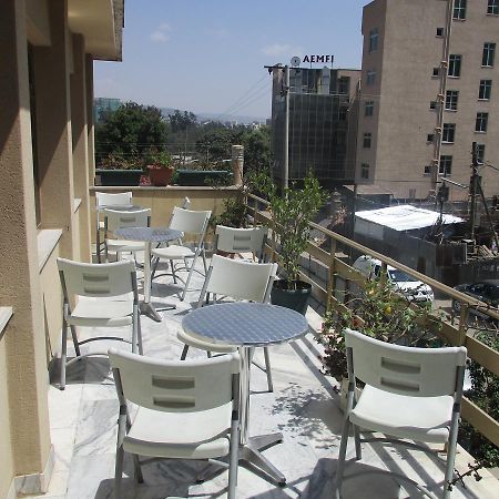 Damu Hotel Addis Ababa Ngoại thất bức ảnh