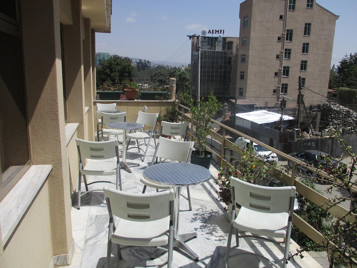 Damu Hotel Addis Ababa Ngoại thất bức ảnh